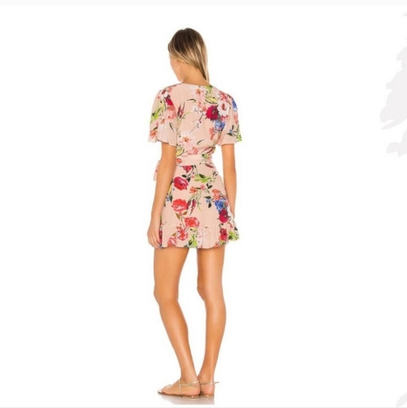 Privacy Please Finlay Mini Dress in Nude Amy Floral Size M Wrap Flounce Feminine - Picture 2 of 8